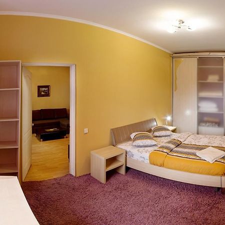 Kyiv Apartment In The City Center On Turgenevskaya Street Zewnętrze zdjęcie